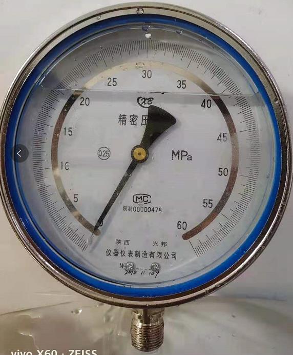 精密耐震壓力表YBN-150,0.25級，0.4級，-0.1-0-100MPA